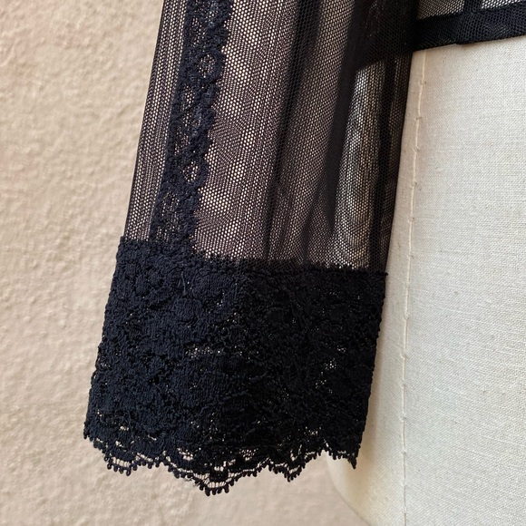 RESOLD ♦️Vtg Gemma Kahng Sheer Lace Top - Picture 6 of 6